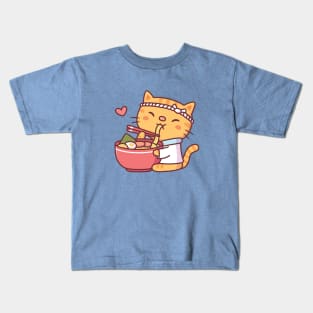 Cute Tabby Cat Chef Eating Ramen Kids T-Shirt